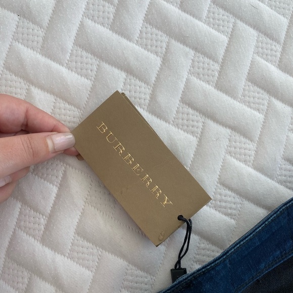 🆕 BURBERRY SKINNY LOW RISE JEANS - Picture 7 of 7